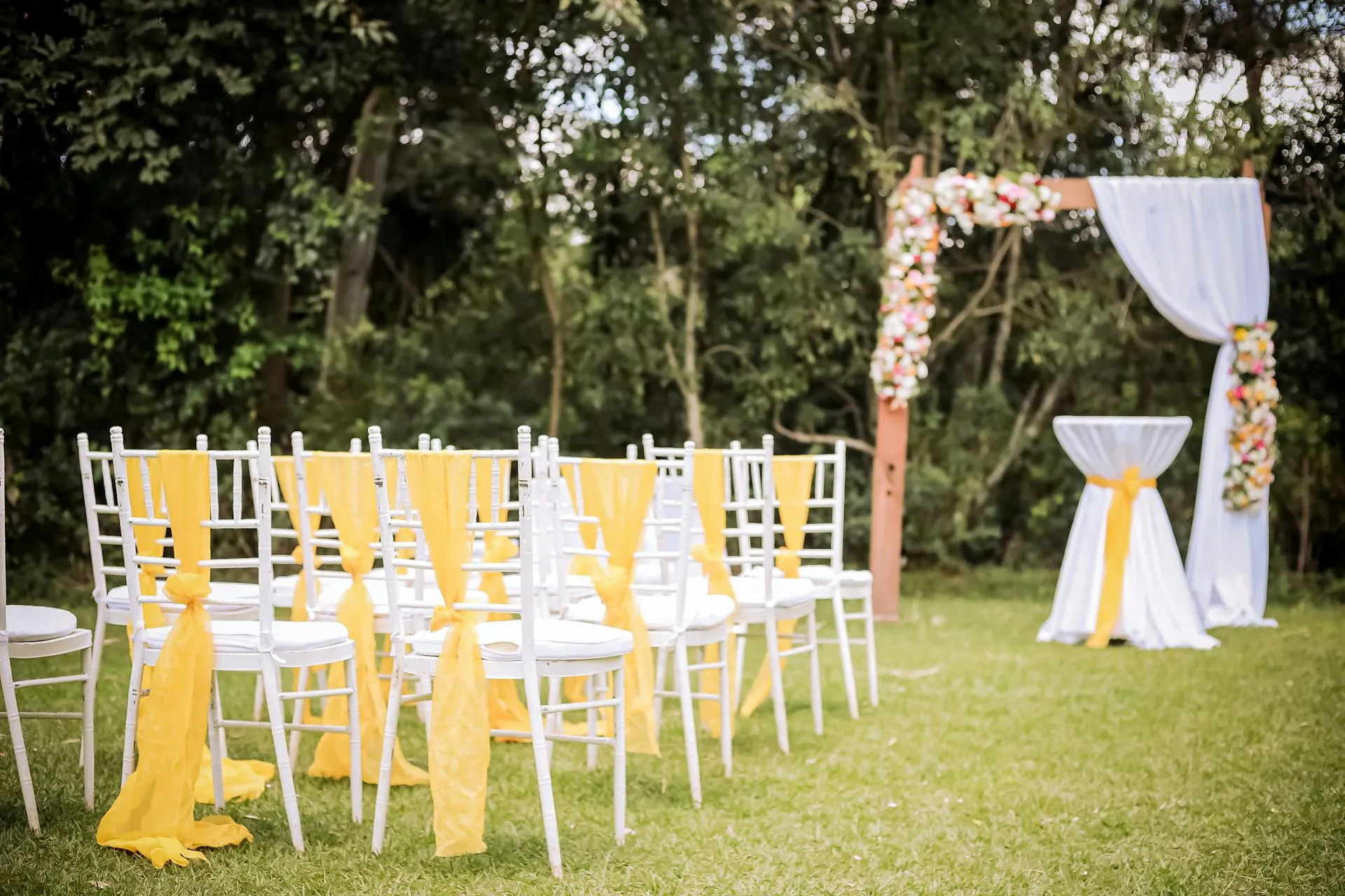 Room image https://cavendishpolhena.com/api/uploads/celebrations/1759299095488.webp